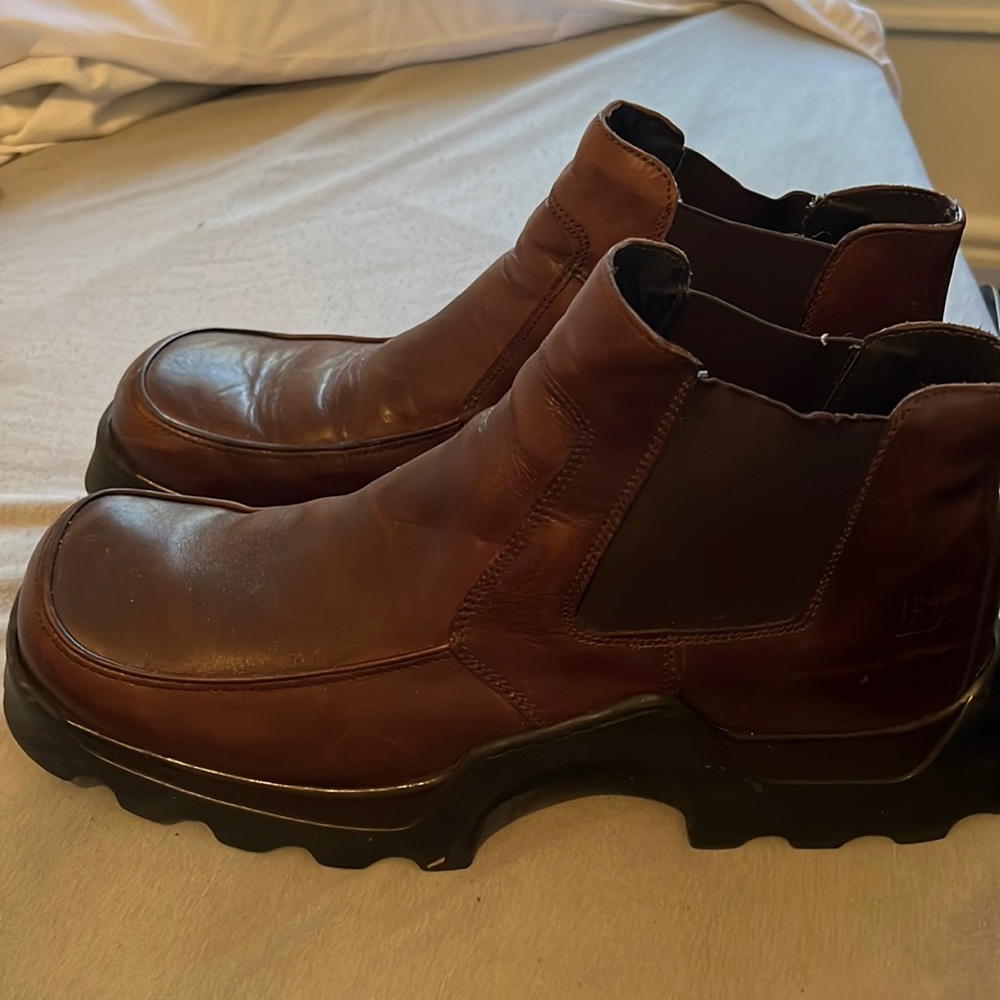 Kenneth Cole Size 14 (feels more like 12/narrow 13)